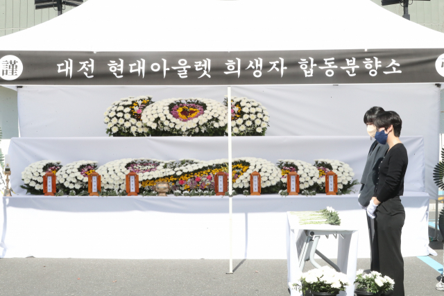[대전 화재 넋놓은 생존자 가족 ] 대피 돕다 의식불명…깨어나기만 하면 소원이 없어