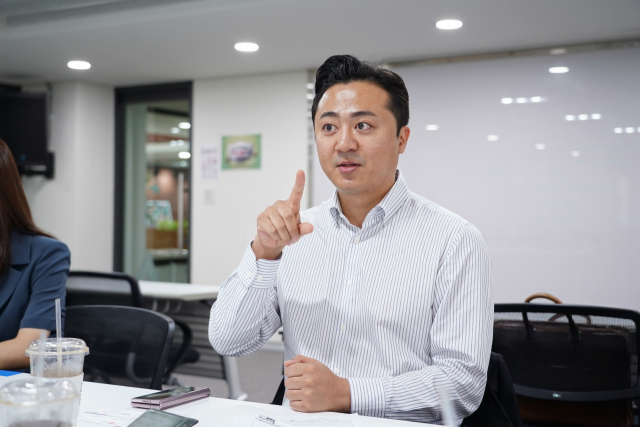 글로벌 빅파마 실무자를 직접 만나 기술력으로 사로잡았죠