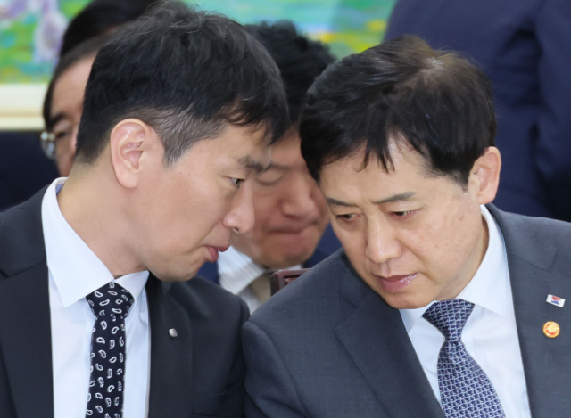 유통물량 적어 주가조작 용이…주식카페 일당 통정매매 의혹