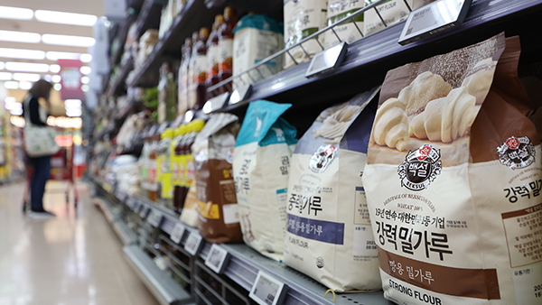 정부, 밀가루 가격 인하 요청에…제분업계 내달 가능성 검토