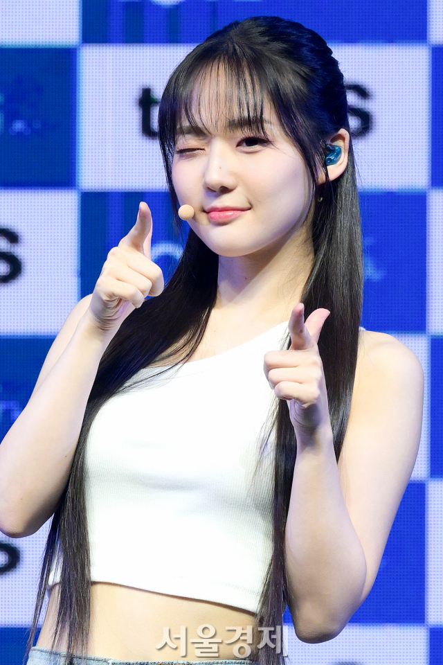 러블루션 윤서연, 사랑의 총알 [SE★포토]