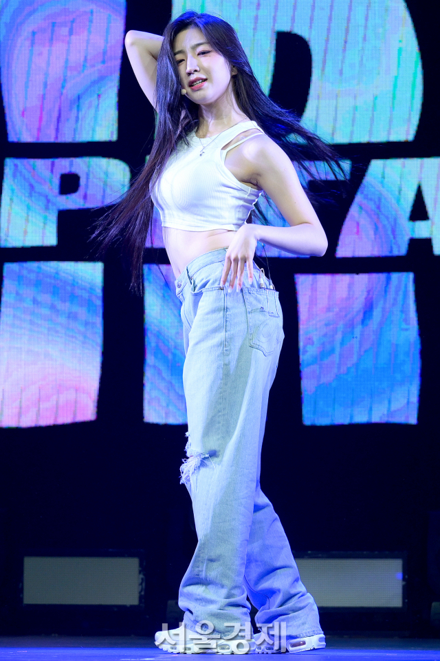 러블루션 박소현, 카리스마로 무대 장악 [SE★포토]