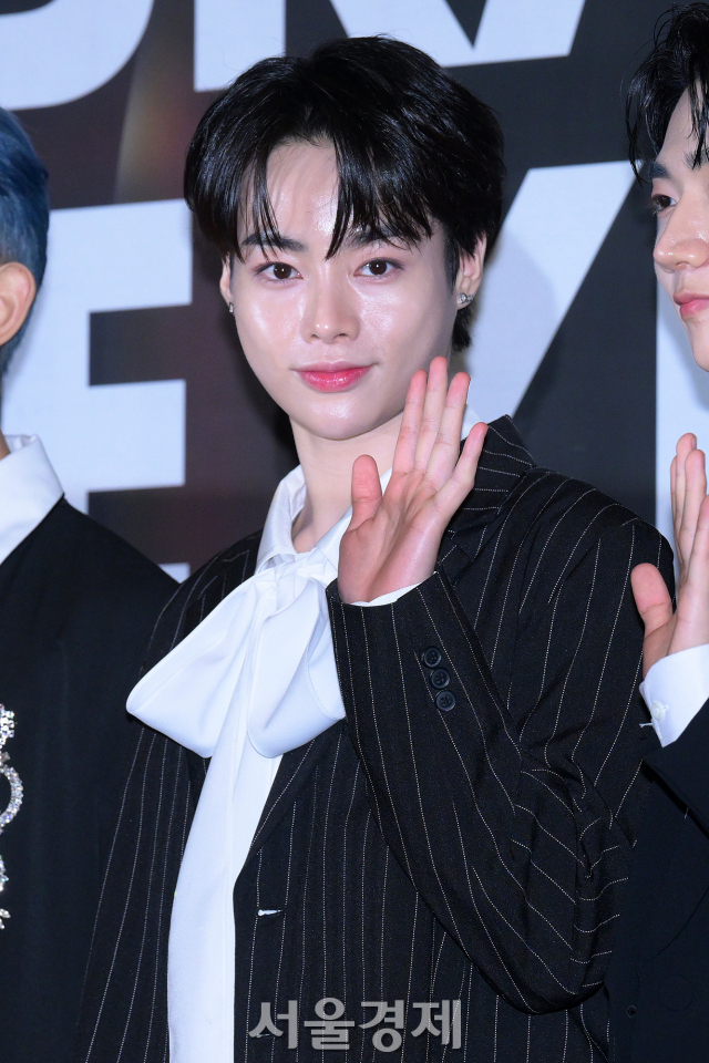 템페스트 한빈, 눈맞춤에 심쿵 [SE★포토]