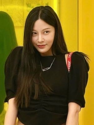 조민 겹경사 미소 VS 정유라 눈물 난다…상반된 연휴 풍경