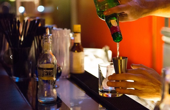 맥주·소주 물러서거라…2000만원 위스키도 당일 완판
