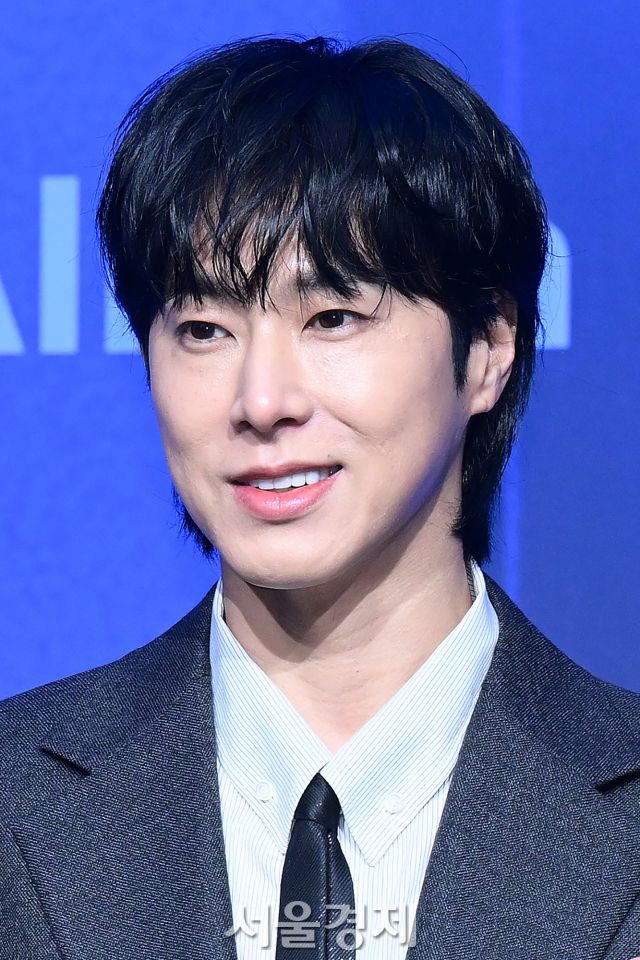 동방신기 유노윤호, 매력적인 미소 [SE★포토]