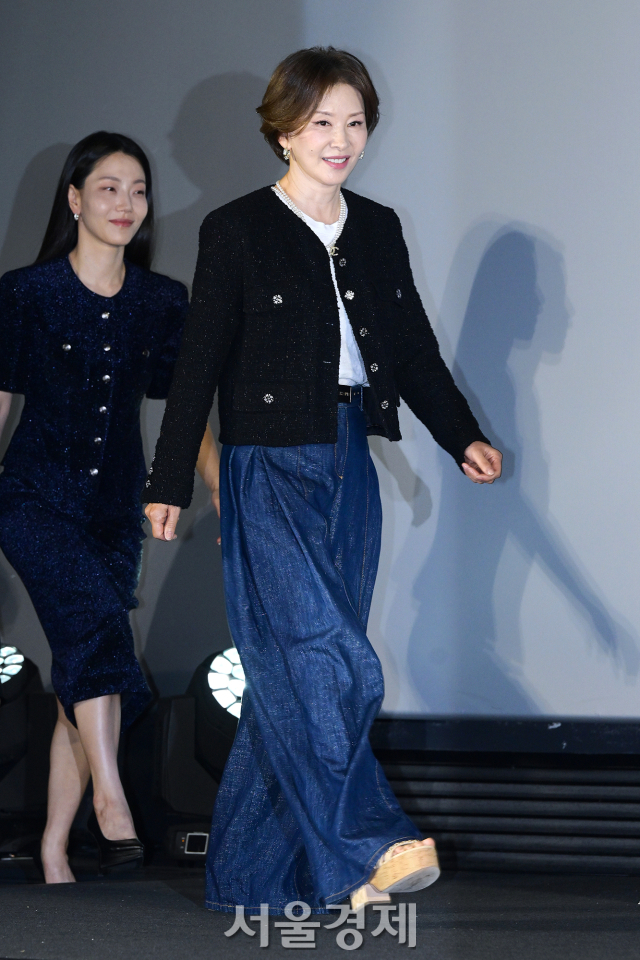 이미숙, 쾌활한 발걸음 [SE★포토]