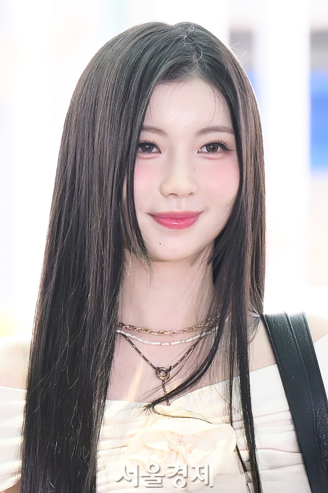 베이비몬스터 아사, 비주얼로 공항을 찢어 [SE★포토]