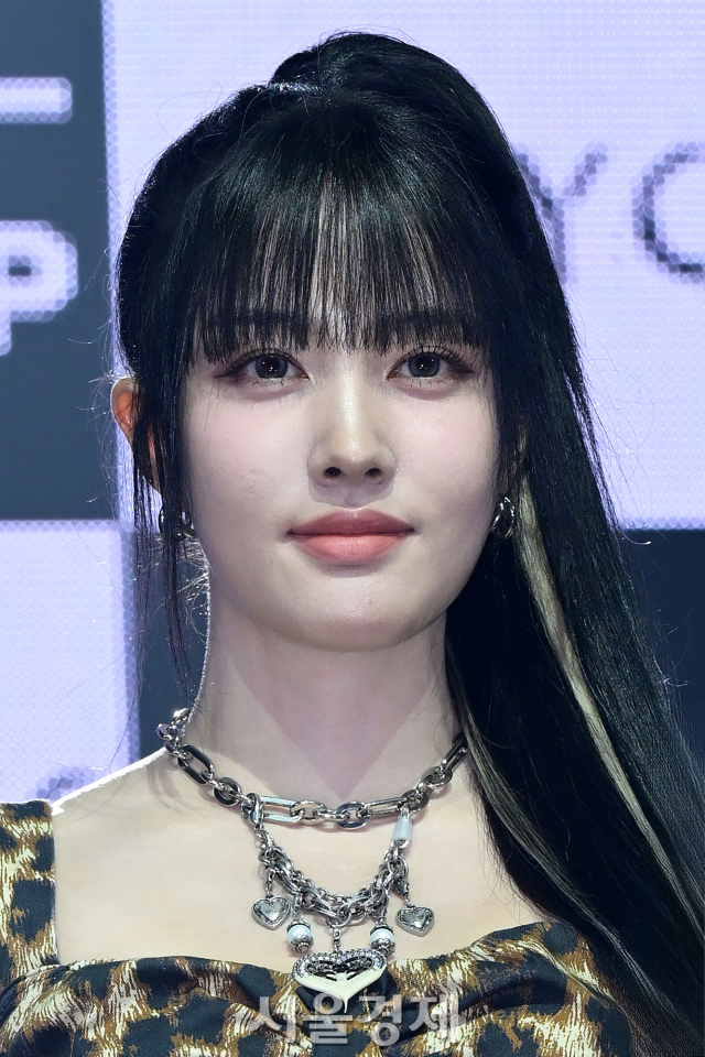 스테이씨 윤, 숙대입시 대표 비주얼 [SE★포토]