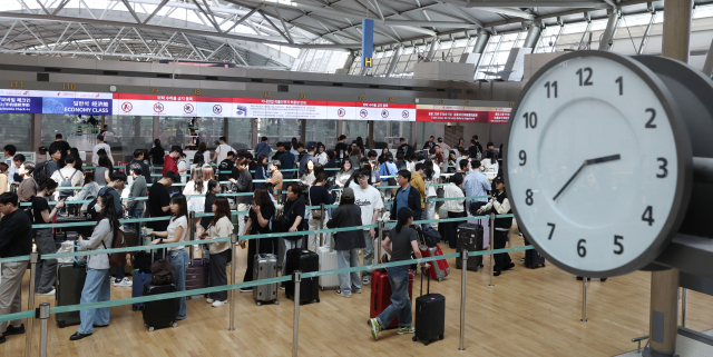 “황금연휴에 떠나신다고요? 이날은 서두르세요!”…공항 붐비는 날 언젠지 봤더니