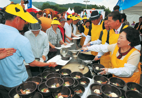 “우리 한우 많이 먹읍시다”