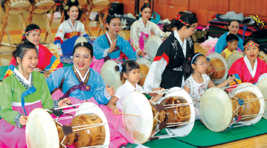 “얼쑤..한국의 소리가 좋아요”