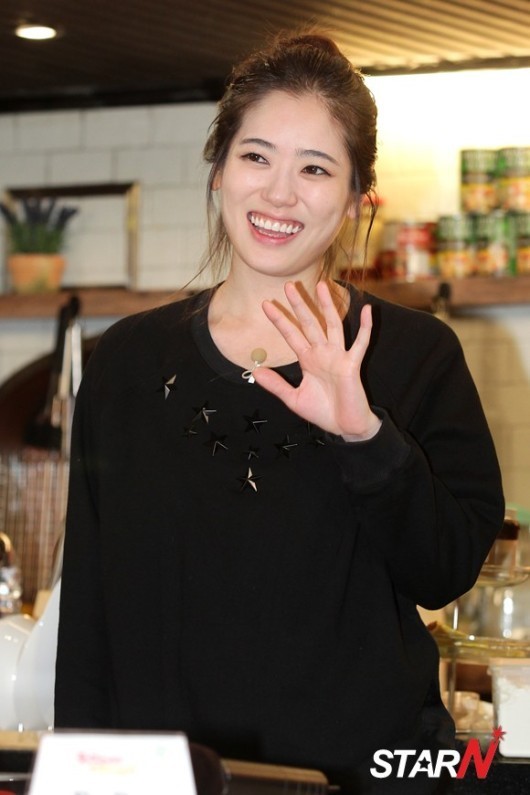 [포토] 최정민 포토타임이 어색해요~
