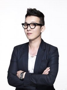 [fn 이사람] 국내 출장 헤어·메이크업 1위 황방훈 쌩크드 보떼 원장