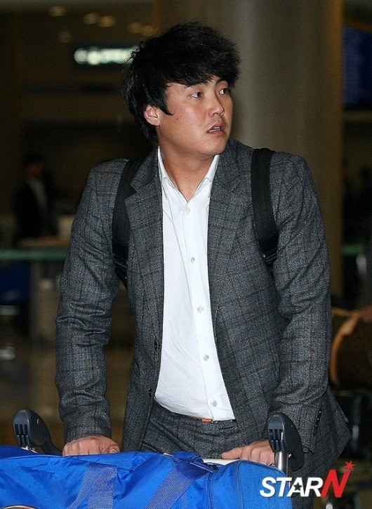 [포토] 안지만 마중나온 팬들 어디 없나?