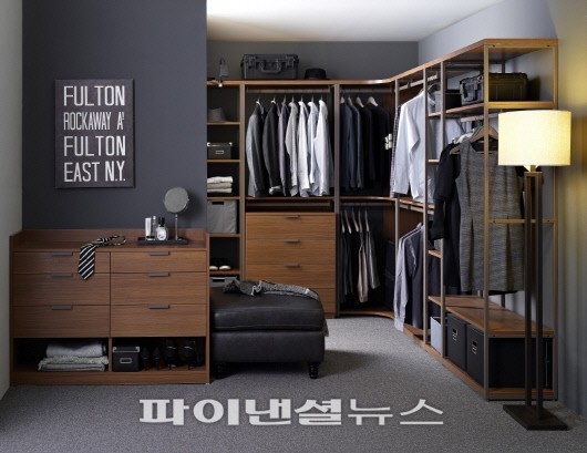 까사미아 맞춤형드레스룸 ‘더로브’ 출시