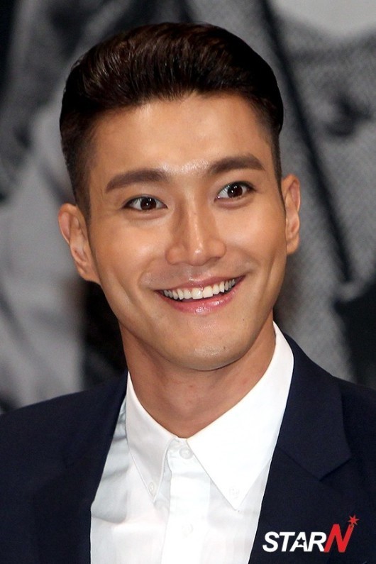 [포토] 슈퍼주니어 시원 빵~긋
