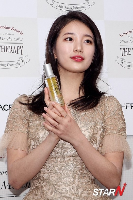 [포토] 수지 맑고 투명한 피부