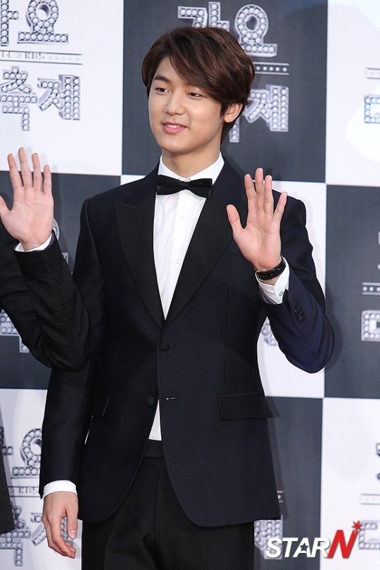 [포토] 씨앤블루 강민혁 귀여운 토끼 앞니 미소