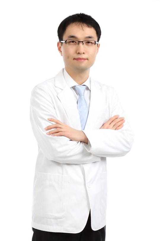 달려라병원, 내과 최홍규 원장 영입