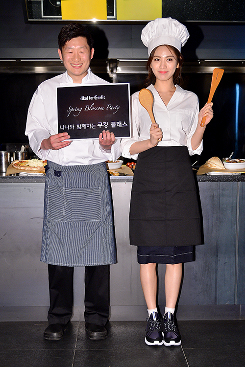 [ST포토] 애프터스쿨 나나 “매드포갈릭 미녀 셰프로 변신”