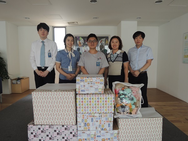 한솔병원, 송파구 공동생활가정에 도서 200여권 기증