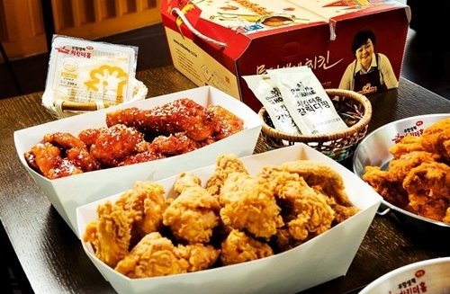 깐깐한 소비자들 사로잡는 치킨체인점 ‘치킨더홈’ 예비창업자들도 사로잡다!