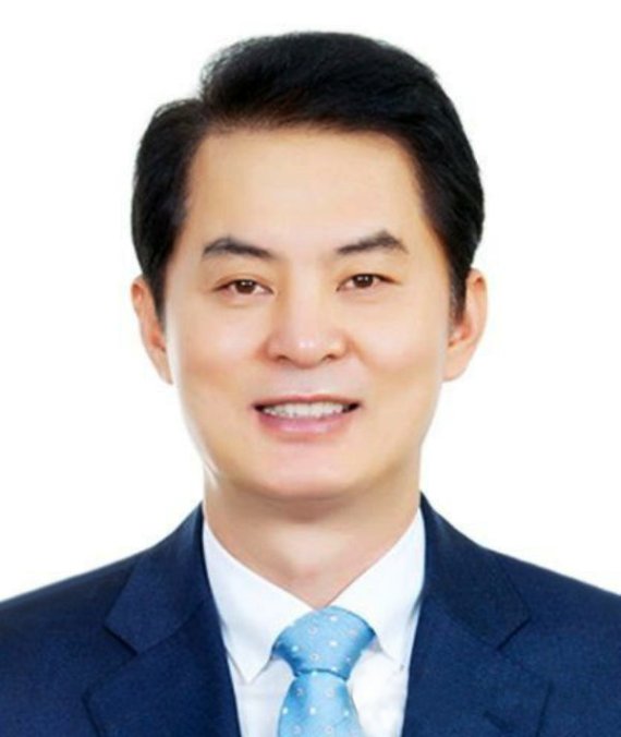 류영진 식약처장, 식품첨가물 취급 관리 강화할 것