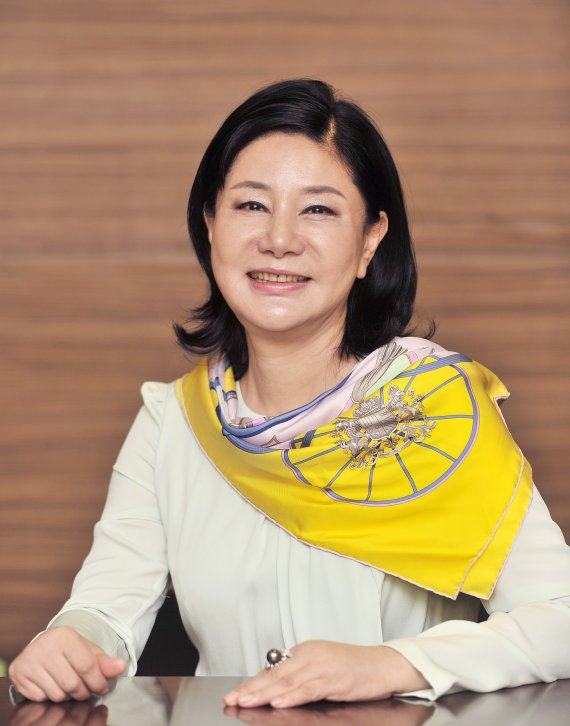 인터뷰)최연매 김정문알로에 대표이사 TV홈쇼핑으로 방문판매 영역 넓힌 비결은 대리점 눈높이에서 소통한 결과죠