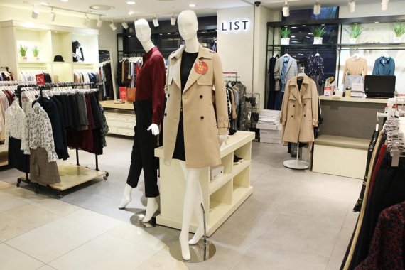 마리오아울렛, 가을느낌  가득한‘트렌치코트  페어’ 개최..최대 79% 할인 
