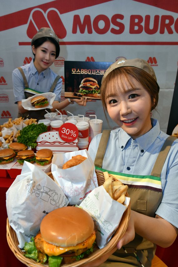 모스버거, 모스BBQ치즈버거 출시