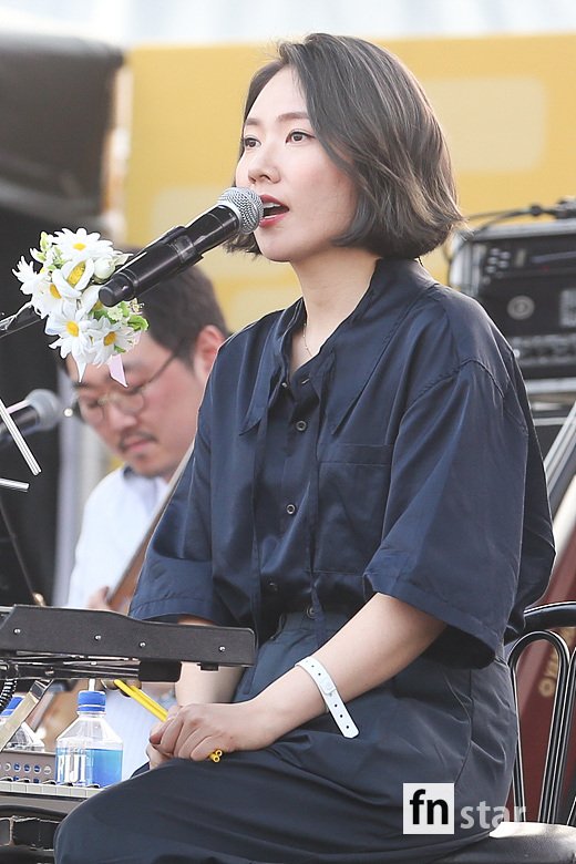 [포토] 옥상달빛 박세진, ‘힐링주는 보이스’