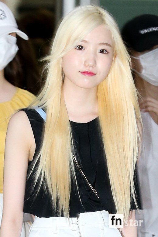 [포토] 아이즈원 혼다 히토미, ‘반짝이는 금발머리 요정’