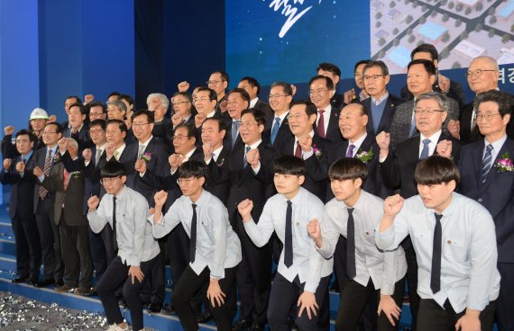 성윤모 장관, 광주형일자리 공장 기공식 참석