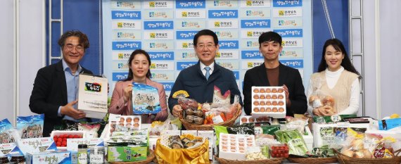 전남도, 학교급식 농산물 꾸러미 배송 전국 확산