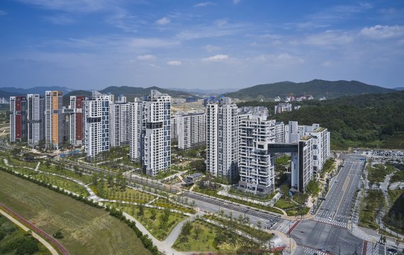 금강변 생태디자인 특화 설계 ‘눈길’ [2020 대한민국 국토대전]