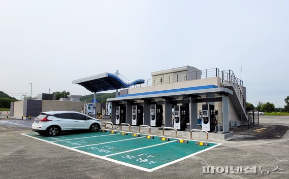 삼천리, 융복합 충전소에 전기차 충전기 설치