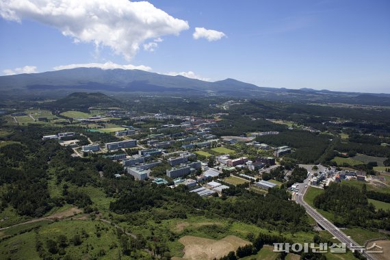 제주대, 미래 인재 확보 잰걸음…성적 우수 신입생 파격 대우