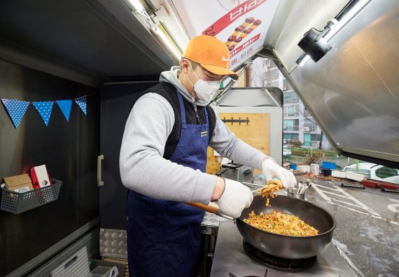 [20대 푸드트럭 창업스토리]가성비 좋은 맛 승부..동네 사랑방 역할할 것