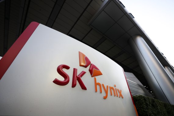 성과급 논란 SK하이닉스 올들어 300여명 퇴사 실무담당 허리라인 이탈 심각