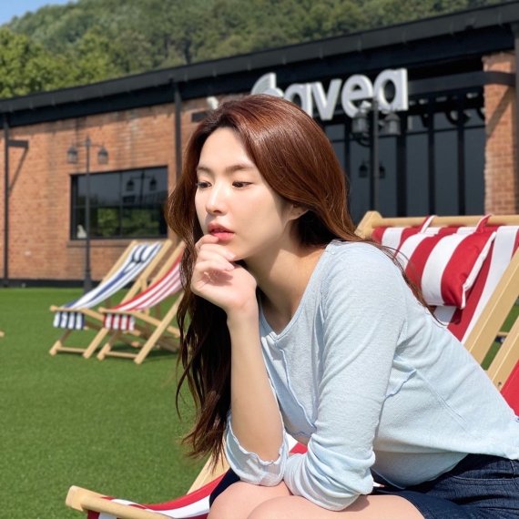 배우 하영, 힐링 여신 미모...매혹적인 이목구비에 심쿵♥