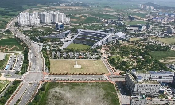 충남혁신도시 다목적 광장 조성사업 첫 발