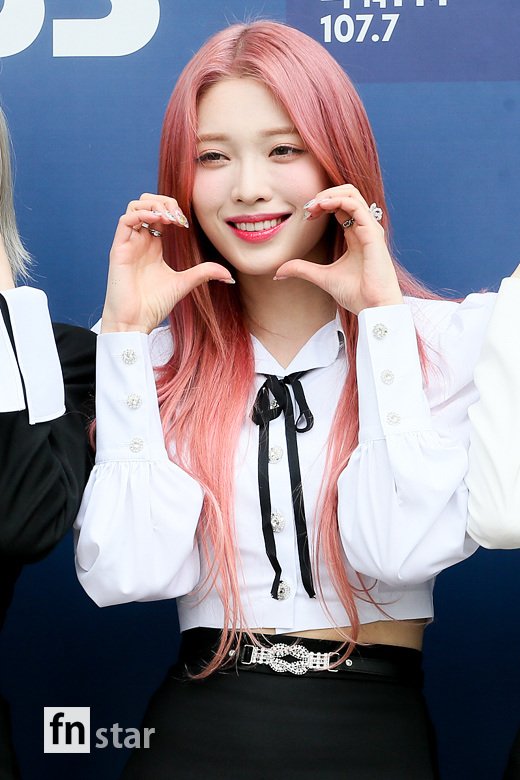 [포토] 빌리 하람, 심장 녹이는 하트