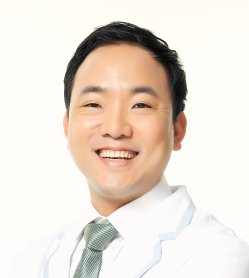 걷기 좋은 계절, 발 건강 챙기려면… 평평한 길 다니고 수시로 마사지 [한의사 曰 건강꿀팁]