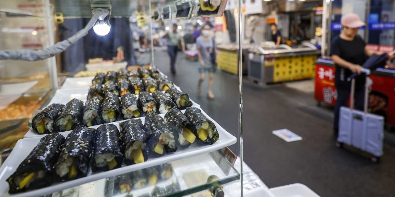요즘 김밥 얼마나 먹나요…김밥집·분식집 문 닫는 이유는