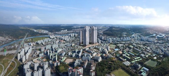 동원개발, 울산 남구 ‘무거 비스타동원’ 견본주택 성황리 오픈