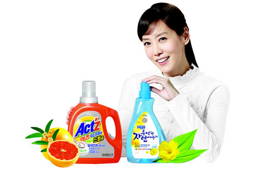 [2009 친환경 경영대상] 피죤‥물에 잘녹는 액체세제 액츠로 탄소 배출 감축ㆍ에너지 절약