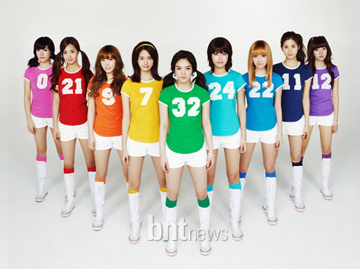 롯데닷컴, 소녀시대-슈퍼주니어 티셔츠 라인 갖춰