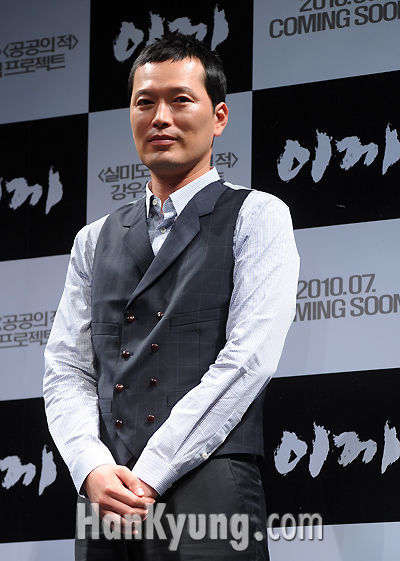 [포토] 유선, 과감한 클리비지룩으로 시선 집중!