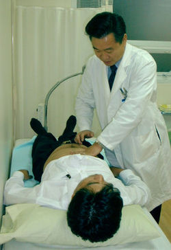 [메디컬 럭셔리] 위담한방병원, 과식·폭식으로 상한 위장…한약·물리요법으로 담적 치료